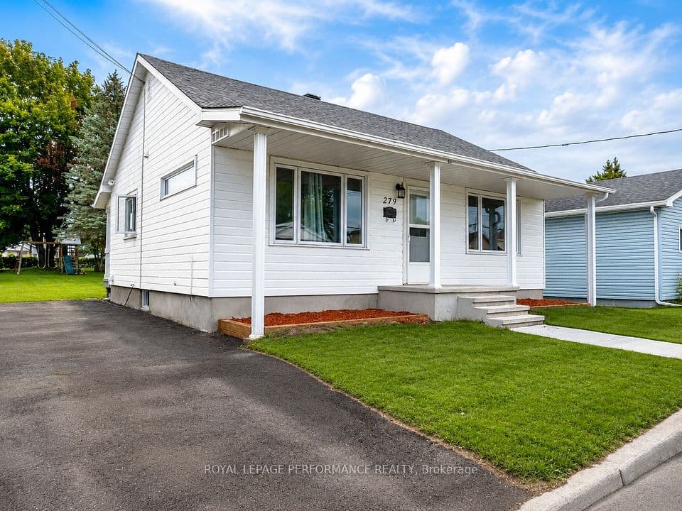279 Catherine Street, Hawkesbury, ON K6A 1Z7 – main photo