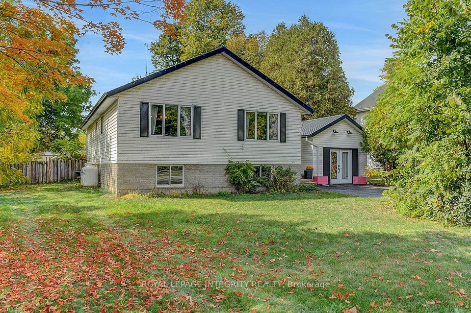 34 Bennett Street, Edwardsburgh/Cardinal, ON K0E 1X0 – main photo