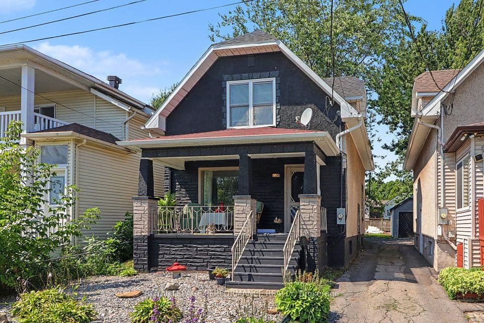1304 Montreal Road, Cornwall, ON K6H 1E5 – main photo