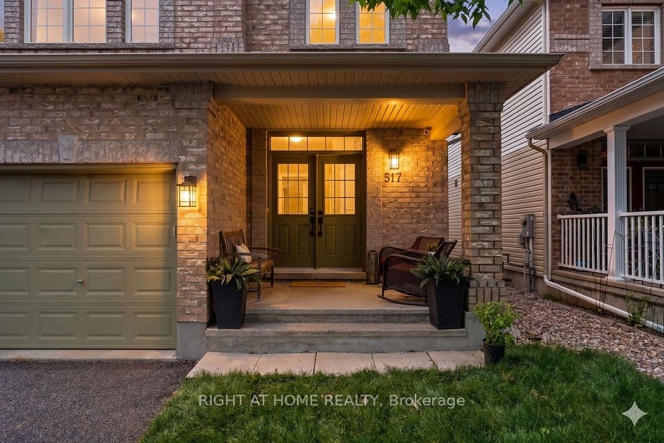 517 STONECHURCH Way, Barrhaven, ON K2J 0C6 – photo 3