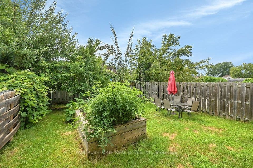 92 Splinter Crescent, Britannia Heights - Queensway Terrace N and Area, ON K2B 1B2 – photo 2