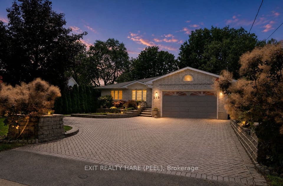 245 First Avenue, Welland, ON L3C 1Y7 – main photo