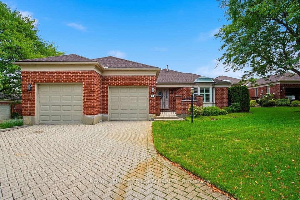 60 Rosecliffe Crescent 8, London South, ON N6K 4E5 – main photo