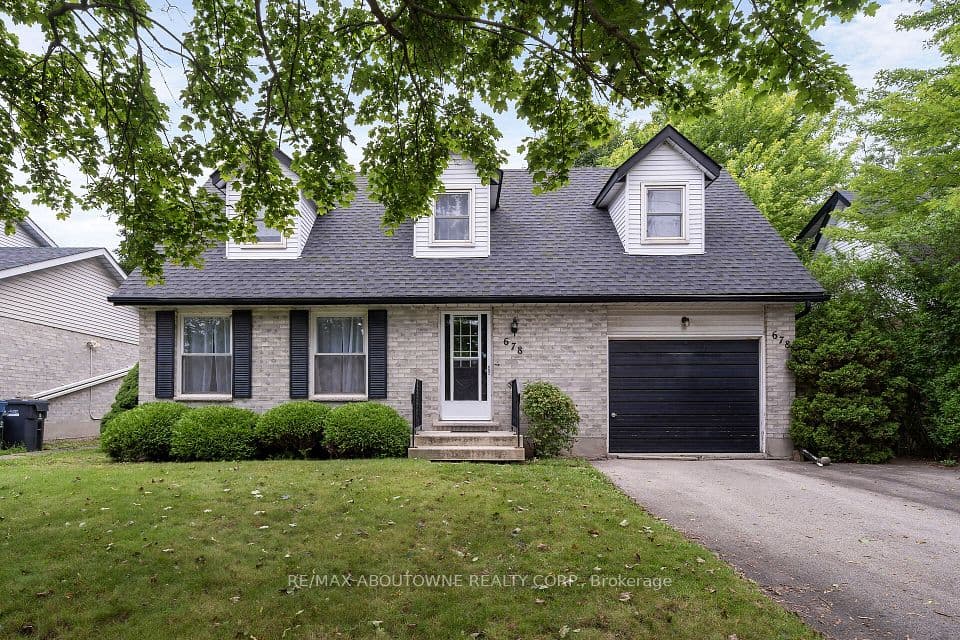 678 S Edinburgh Road S, Guelph, ON N1G 4H8 – main photo