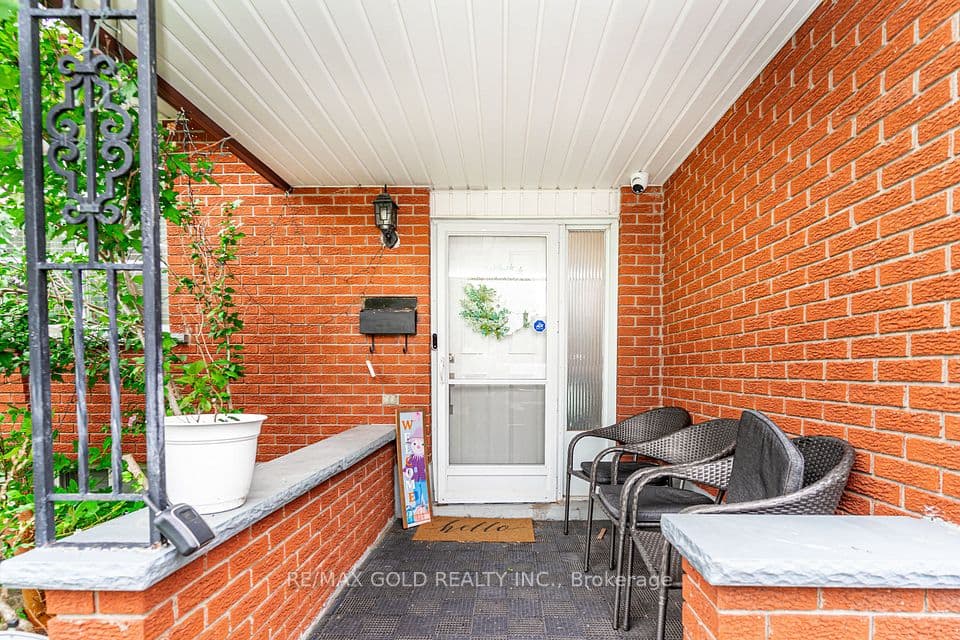 55 Ramblewood Way, Kitchener, ON N2N 1G8 – photo 2