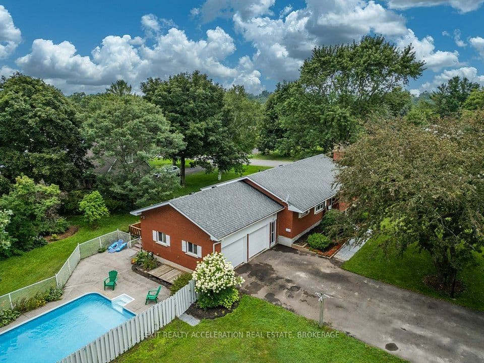 28 Southcrest Drive, Greater Napanee, ON K7R 3K2 – photo 2