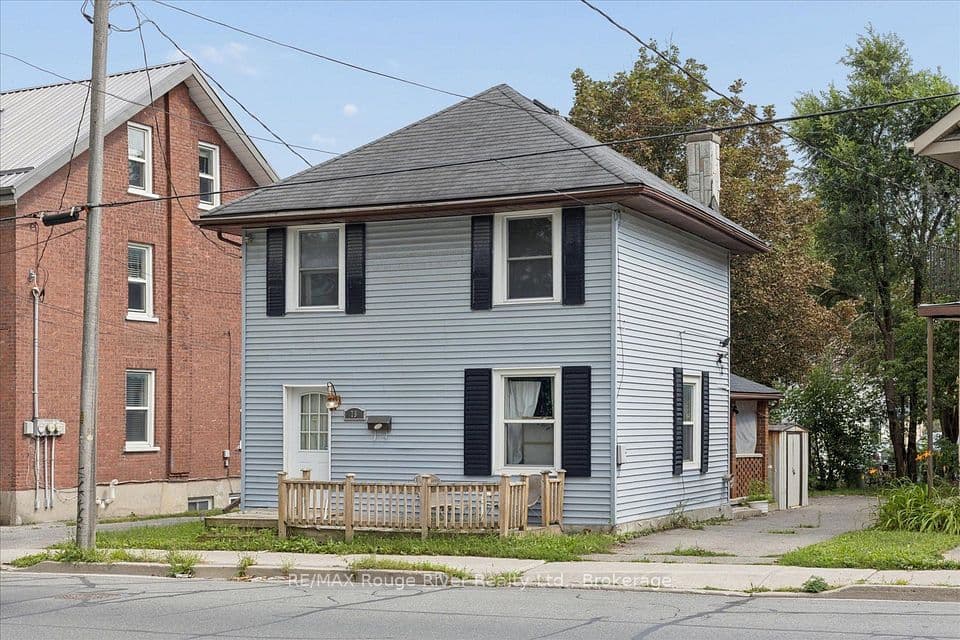 79 Parkhill Road W, Peterborough, ON K9H 3G7 – main photo
