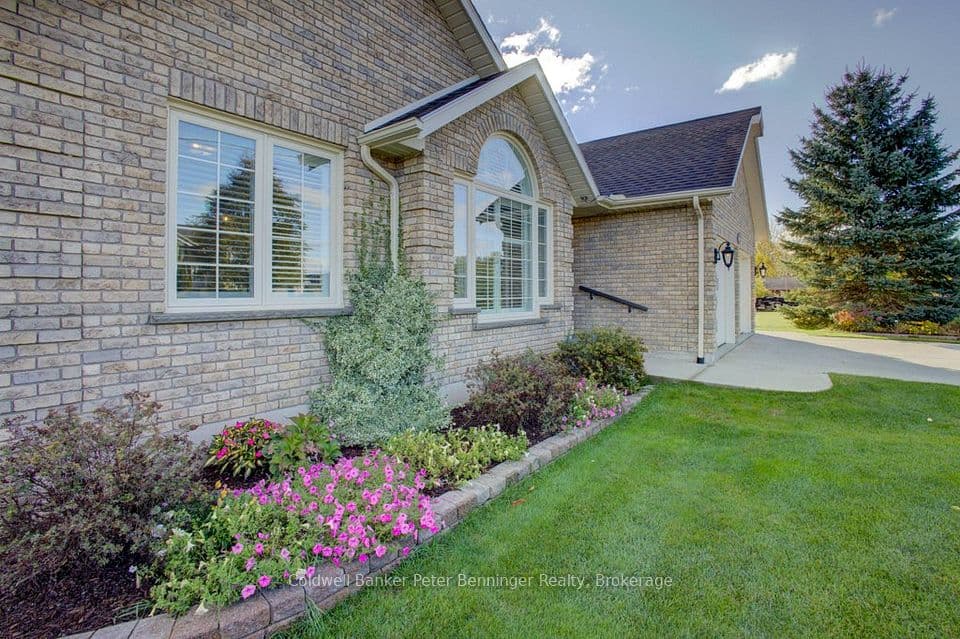 79 George Street S, Arran-Elderslie, ON N0G 2N0 – photo 2
