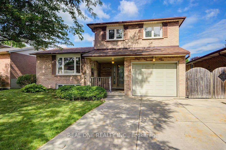 232 Clifton Downs Road, Hamilton, ON L9C 1B5 – main photo