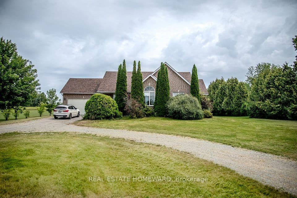 1235 Flood's Drive, Selwyn, ON K0L 1T0 – main photo