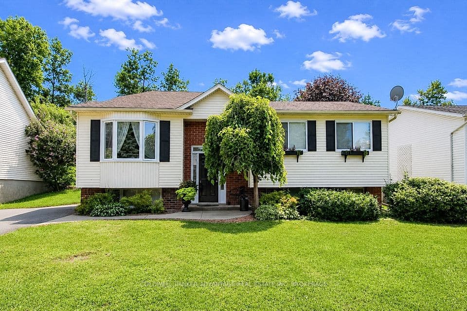 3373 Grove Avenue N, Fort Erie, ON L0S 1N0 – photo 2