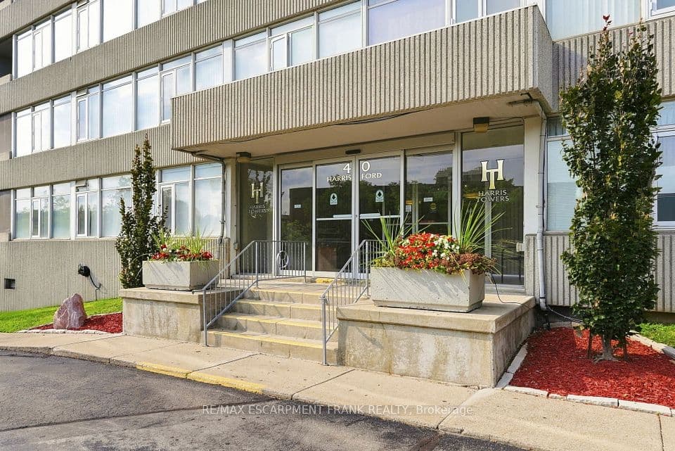 40 Harrisford Street 904, Hamilton, ON L8K 6N1 – photo 3