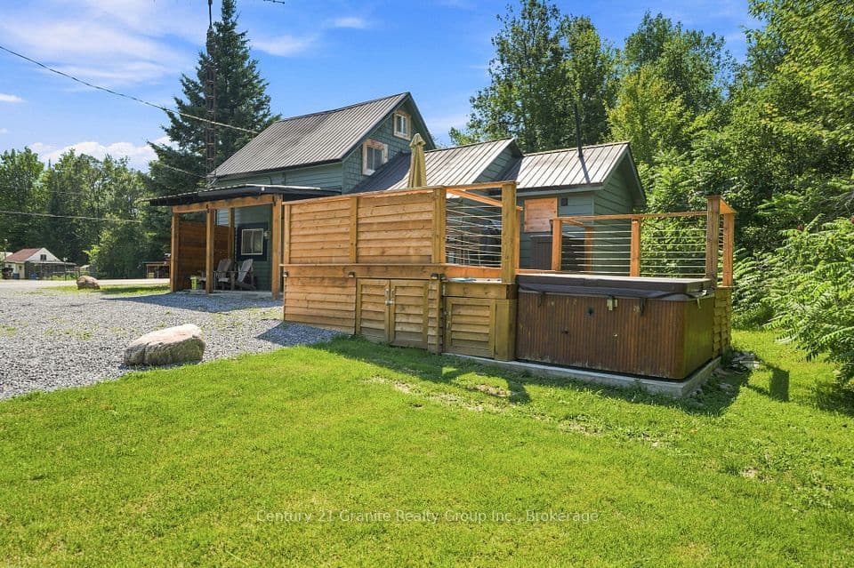 630 South Baptiste Lake Road, Hastings Highlands, ON K0L 1C0 – main photo
