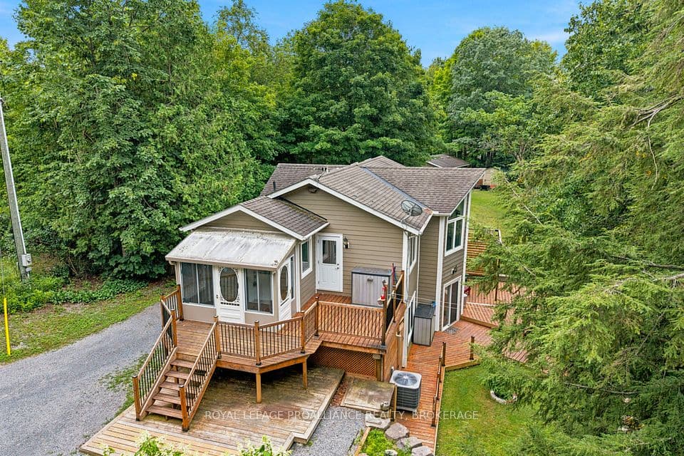 1082 Spring Mill Lane, Perth Road, Frontenac, ON K0H 2L0 – main photo