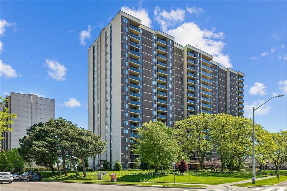 301 Frances Avenue 709, Hamilton, ON L8E 3W6 – main photo