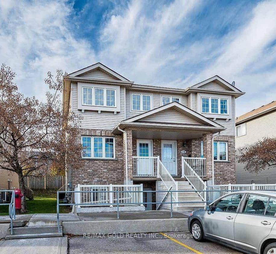 50 Howe Drive 5A, Kitchener, ON N2E 0A3 – main photo