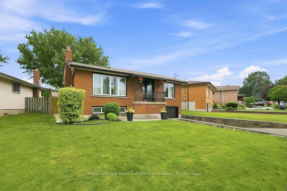 15 Quay Court, Hamilton, ON L8W 1R2 – photo 2