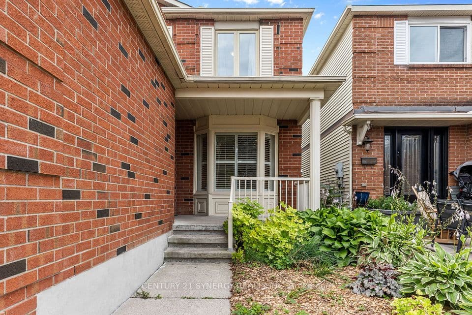 1449 Laurin Crescent, Orleans - Cumberland and Area, ON K1E 3H3 – photo 3
