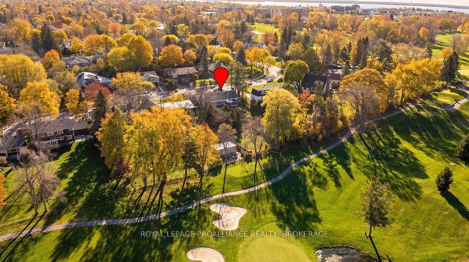 209 Fairway Hill Crescent, Kingston, ON K7M 2B5 – photo 3