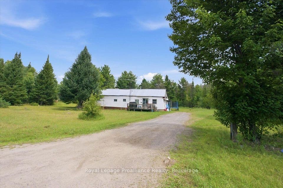 27 Hartin Road, Addington Highlands, ON K0H 2G0 – photo 2