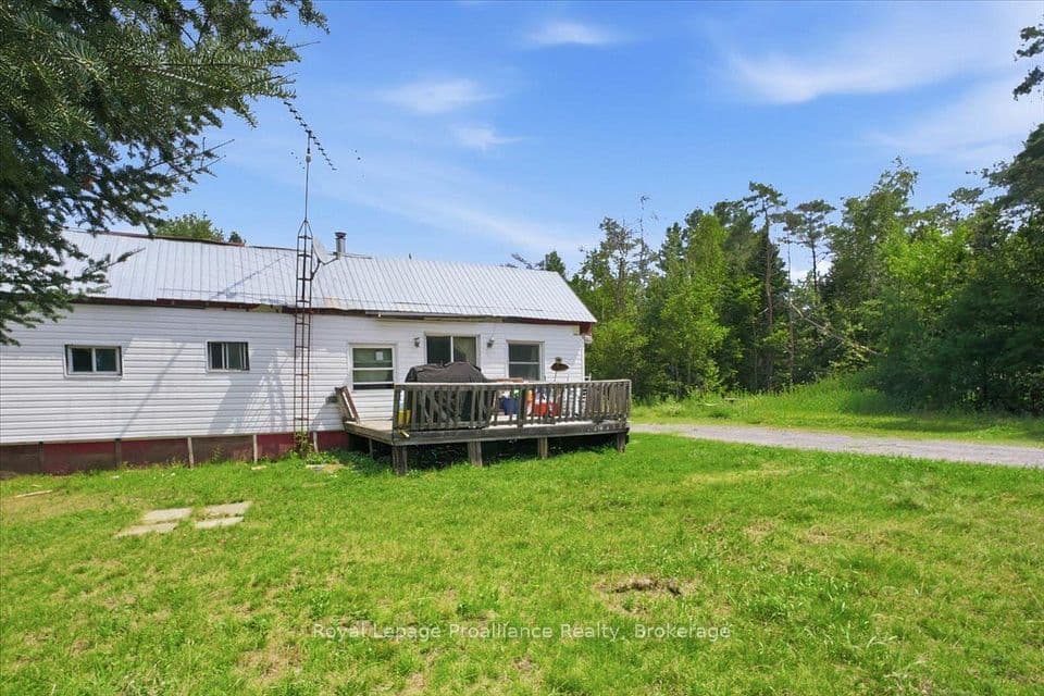 27 Hartin Road, Addington Highlands, ON K0H 2G0 – photo 3