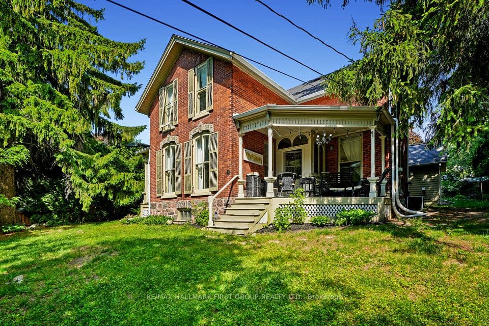 30 Bruton Street, Port Hope, ON L1A 1T9 – main photo