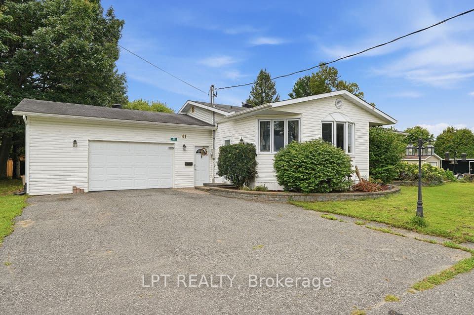 41 St Polycarp Street, North Stormont, ON K0C 1W0 – photo 2