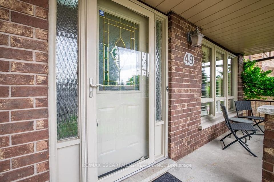 49 Branthaven Drive, Hamilton, ON L8J 2M2 – photo 3
