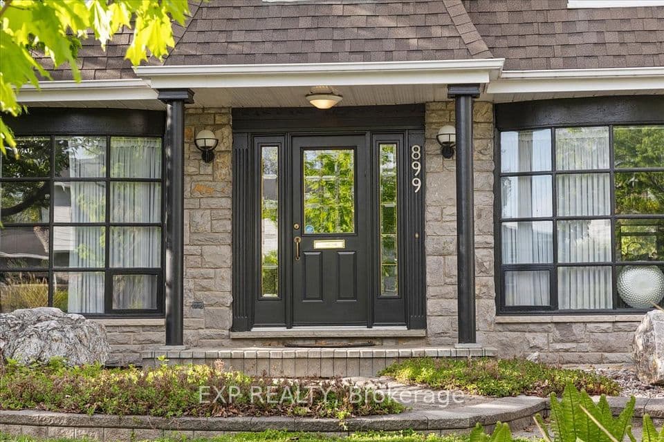 899 Dresden Crescent, Britannia Heights - Queensway Terrace N and Area, ON K2B 5H8 – photo 3