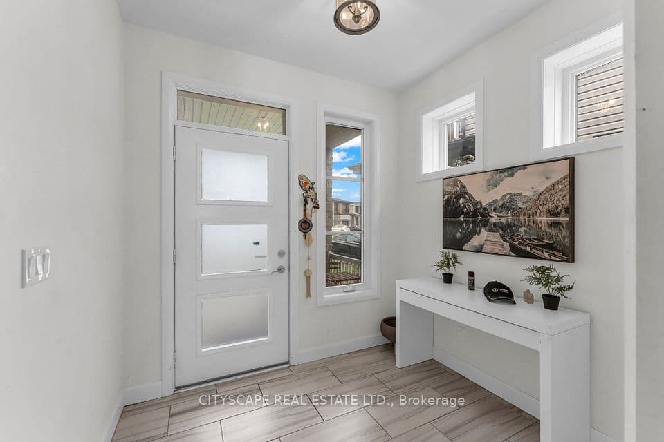 3 Erie Court, Loyalist, ON K7N 0E3 – photo 3