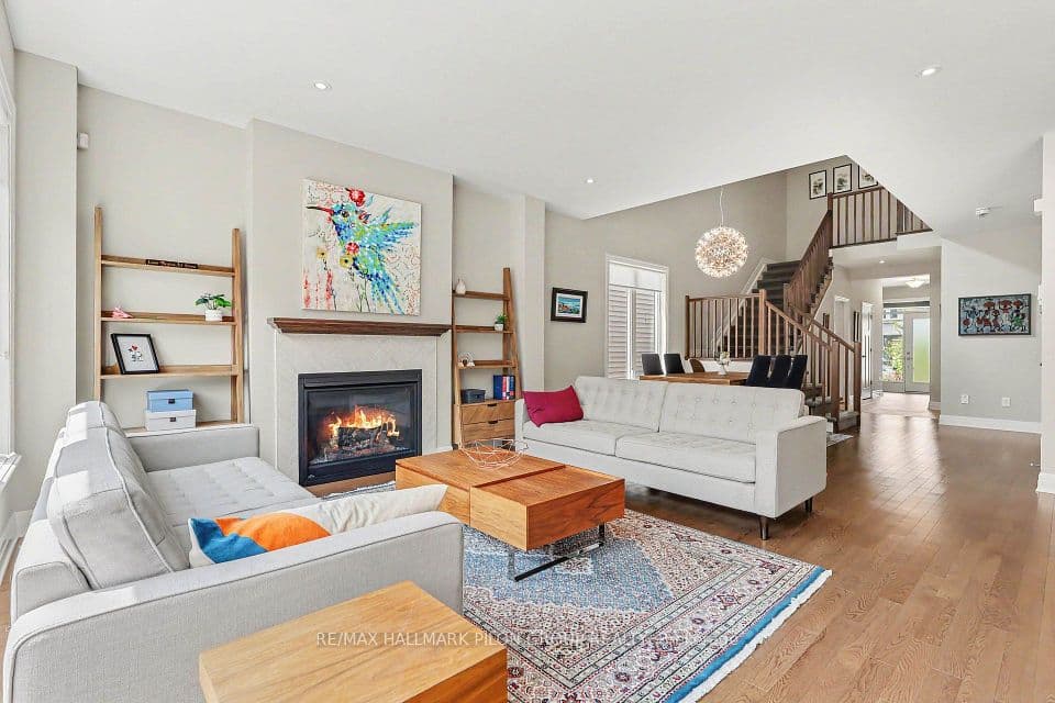260 Shinleaf Crescent, Orleans - Convent Glen and Area, ON K1W 0J2 – photo 2