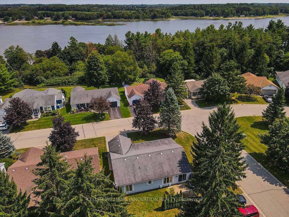 60 Pine Ridge Road, Centre Wellington, ON N0B 1J0 – photo 2