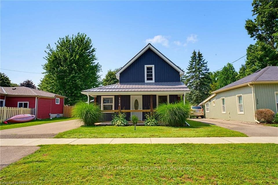 174 Wellington Street, Norfolk, ON N0E 1Y0 – main photo