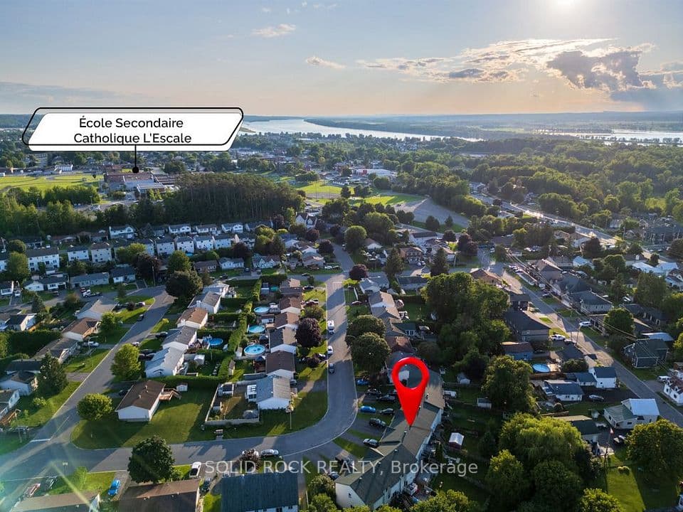 733 Morris Street, Clarence-Rockland, ON K4K 1M9 – photo 2