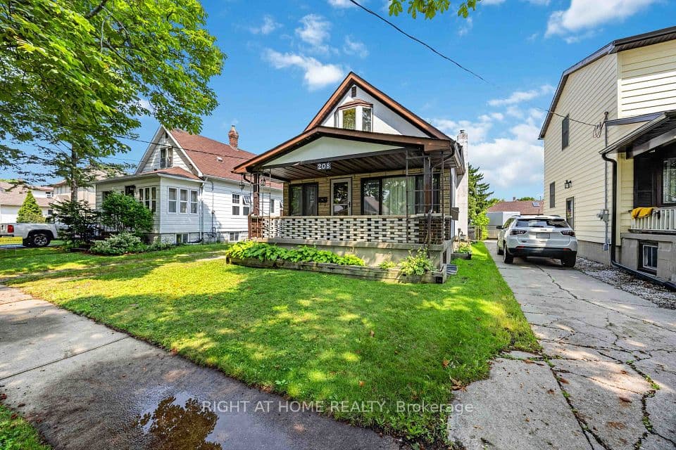 208 Ross Avenue, Sarnia, ON N7T 1J7 – photo 3