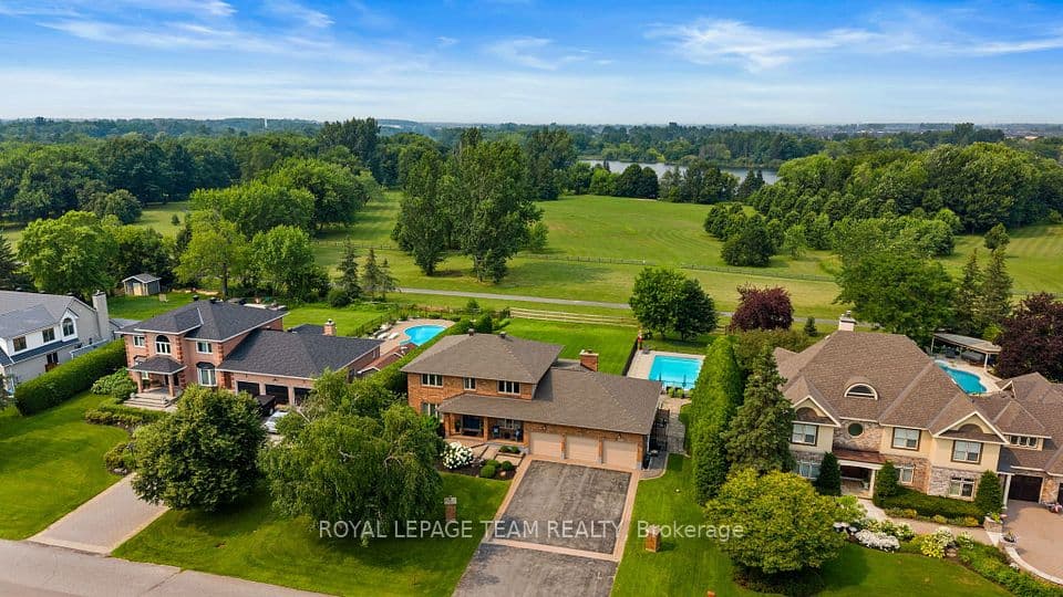 1095 Bravar Drive, Manotick - Kars - Rideau Twp and Area, ON K4M 1G2 – main photo