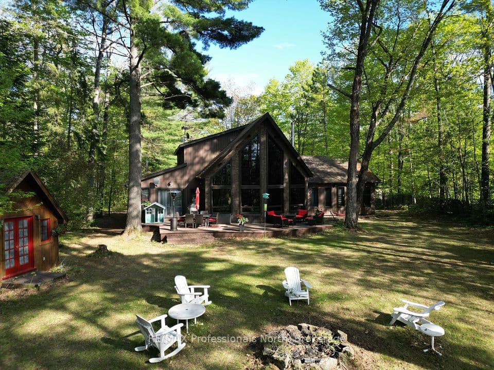 15111 Highway 35, Minden Hills, ON K0M 2K0 – main photo