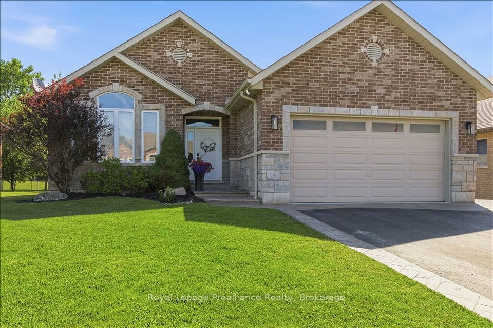 109 Pinnacle Street, Brighton, ON K0K 1H0 – main photo
