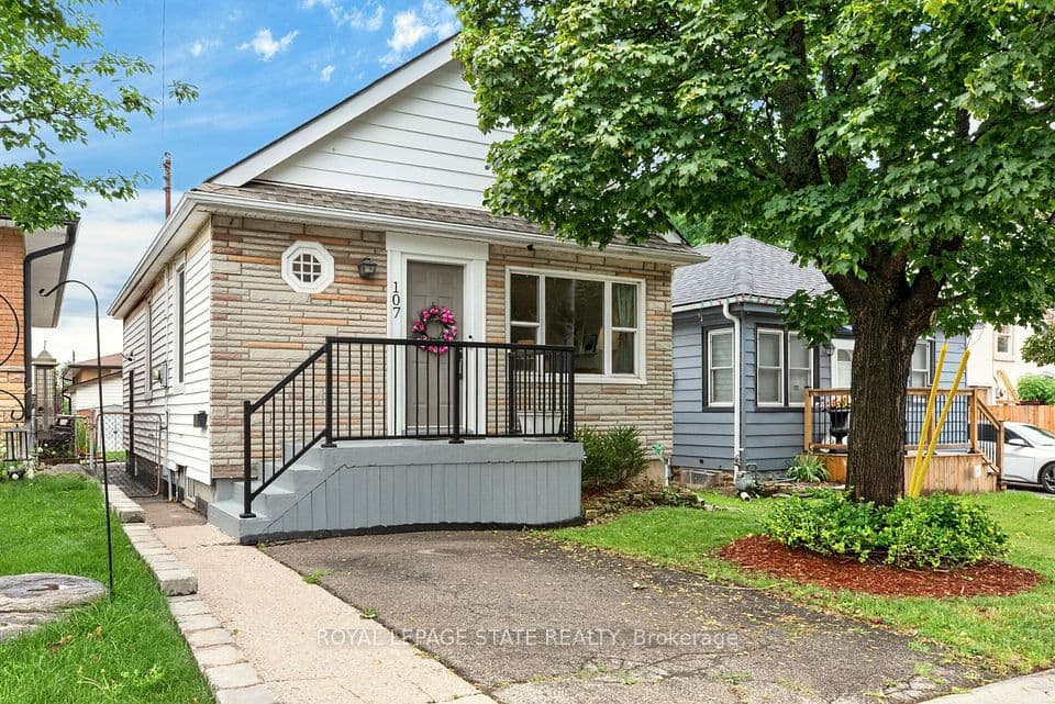 107 Reid Avenue N, Hamilton, ON L8H 6E2 – main photo