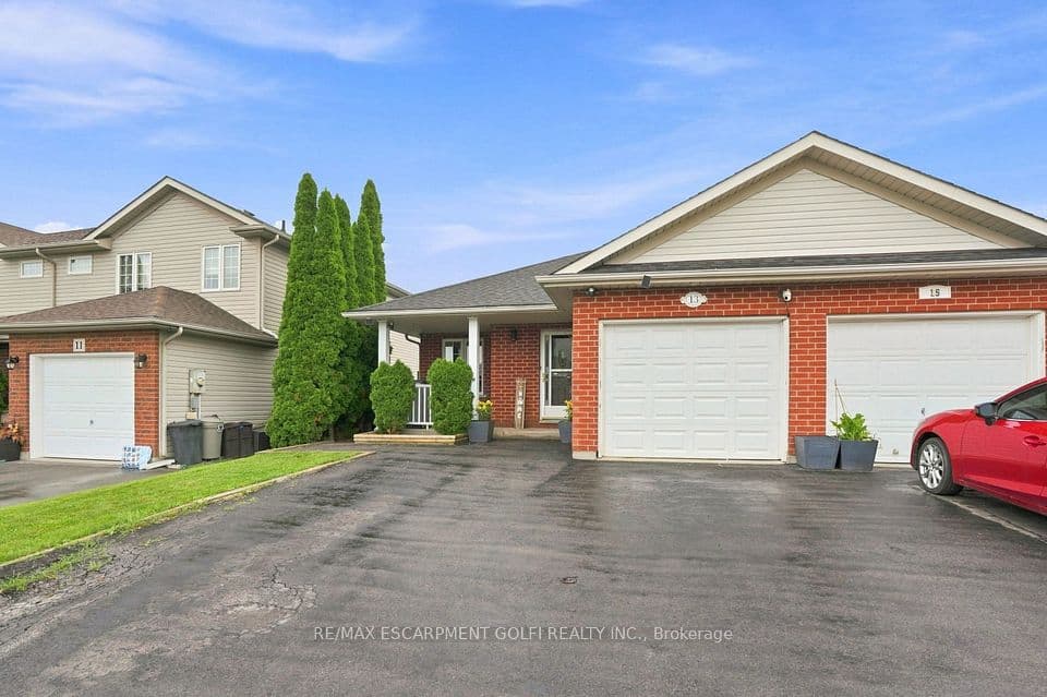13 Golden Acres Drive, West Lincoln, ON L0R 2A0 – photo 2