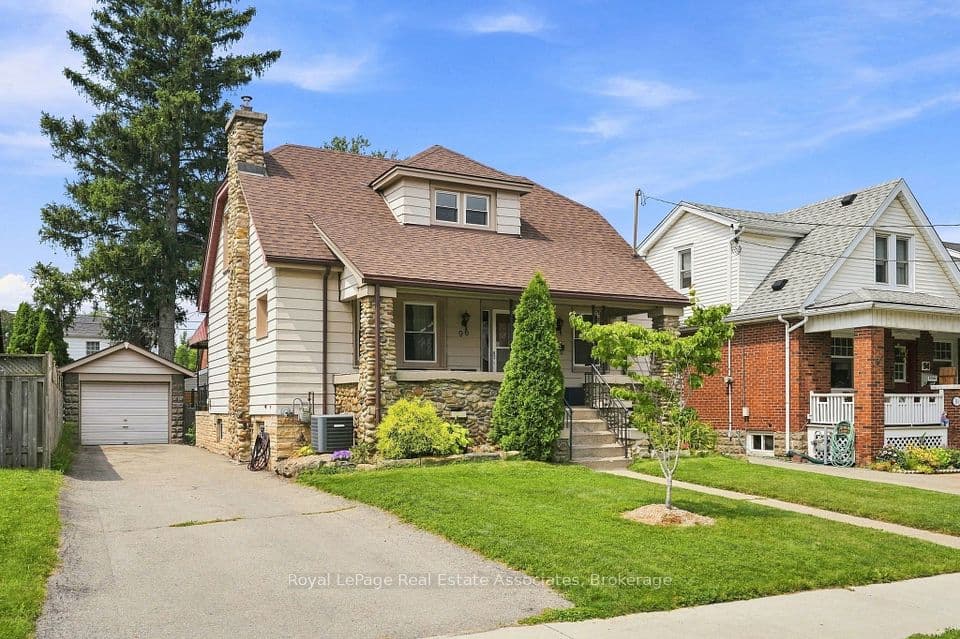 96 Huxley Avenue S, Hamilton, ON L8K 2P8 – photo 2