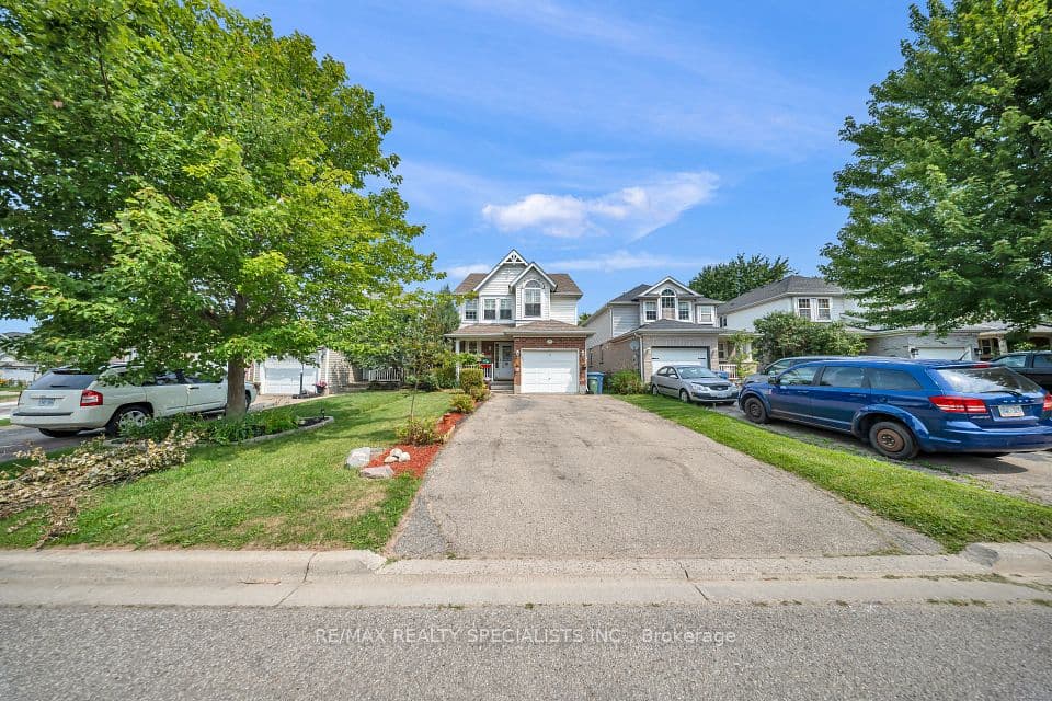 17 Buckthorn Crescent W, Guelph, ON N1E 7C3 – photo 2
