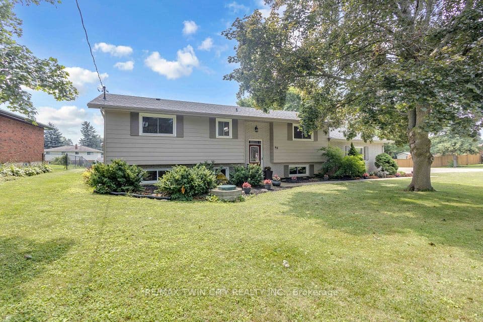 60 Brown Avenue, Brant, ON N0E 1A0 – main photo