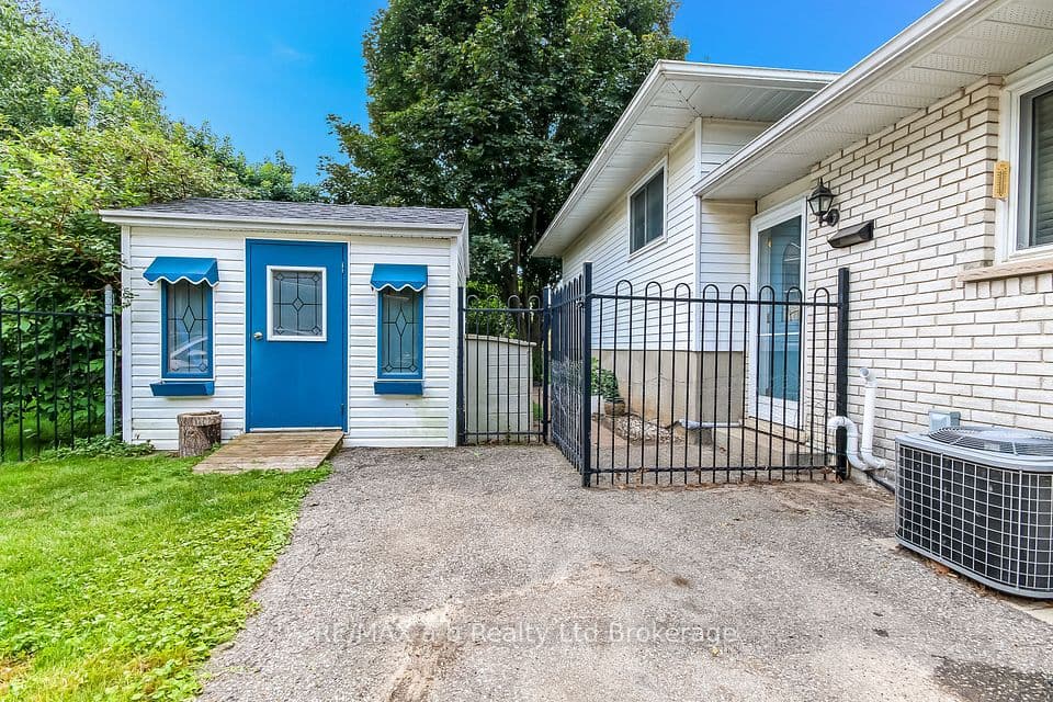 45 Carlyle Place, Kitchener, ON N2P 1R6 – photo 3