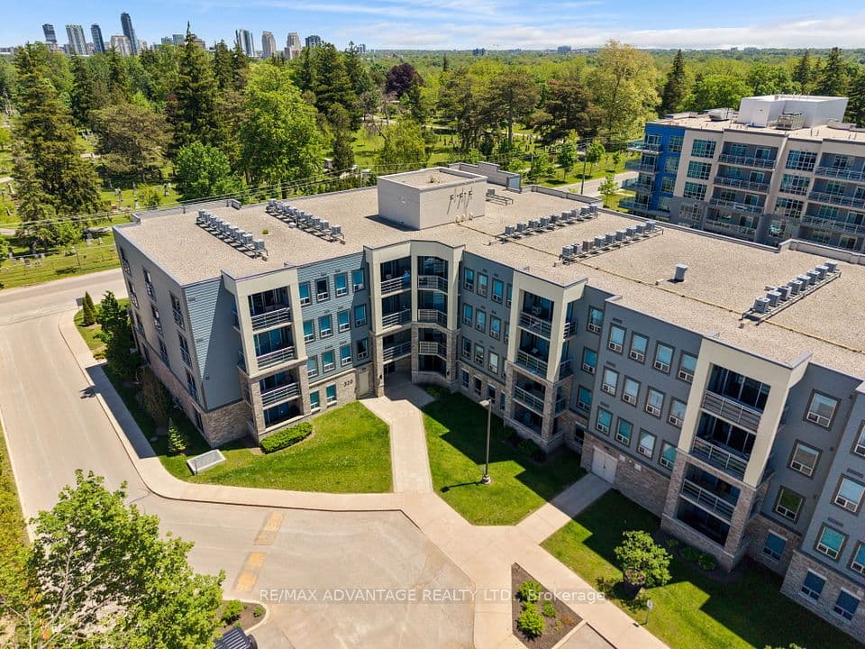 320 Sugarcreek Trail 109, London North, ON N6H 0G3 – photo 2