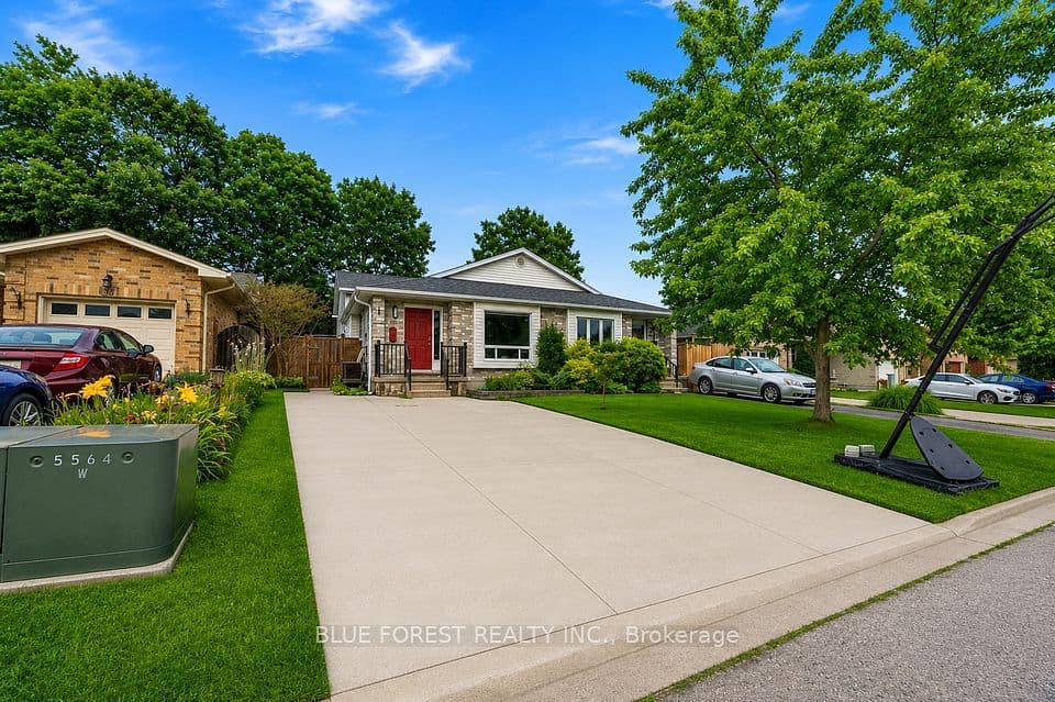 38 Folkstone Court, London East, ON N5V 4Y3 – photo 2