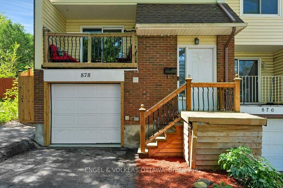 878 Grenon Avenue, Britannia Heights - Queensway Terrace N and Area, ON K2B 6G3 – photo 2
