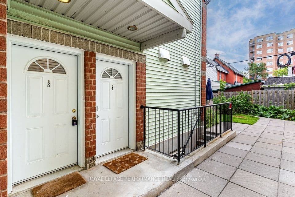 6 Omeara Street 3, West Centre Town, ON K1Y 4T1 – photo 3