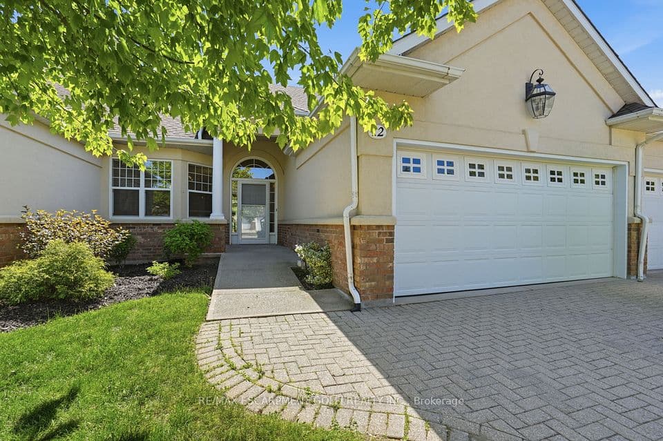 58 Glendale Avenue 12, St. Catharines, ON L2T 2J3 – photo 2