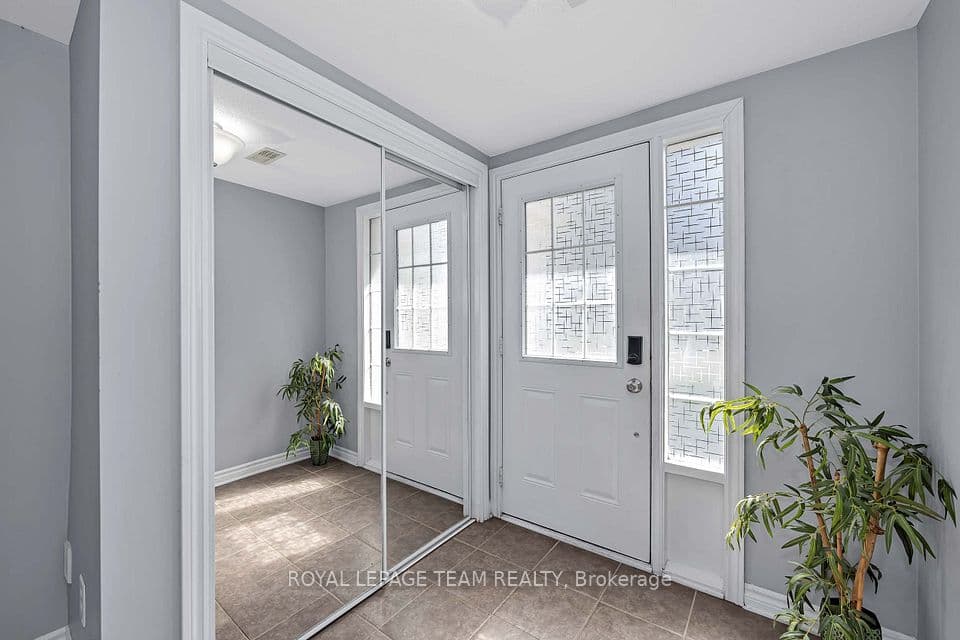 2555 Waterlilly Way, Barrhaven, ON K2J 0K6 – photo 3